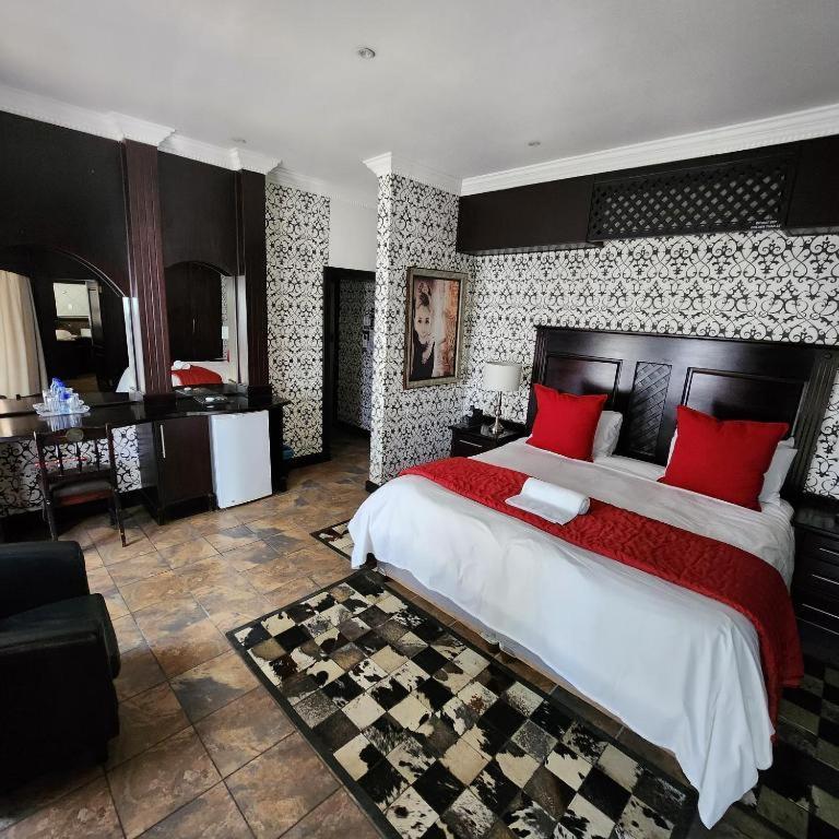 Casa Grande Guest Lodge Brits Ngoại thất bức ảnh